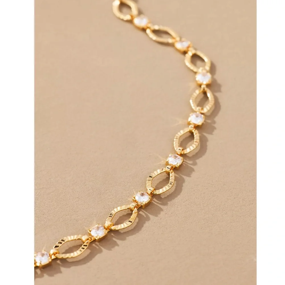 ANTHROPOLOGIE Circle Link Crystal Necklace - Gold (NWT, $44 Retail)
